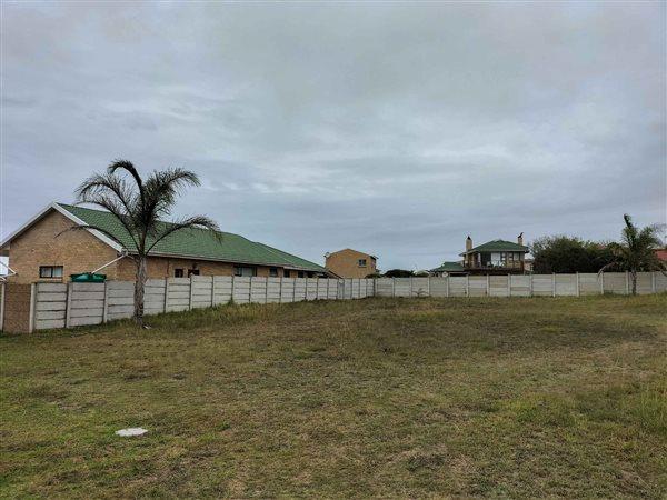 0 Bedroom Property for Sale in Wavecrest Eastern Cape